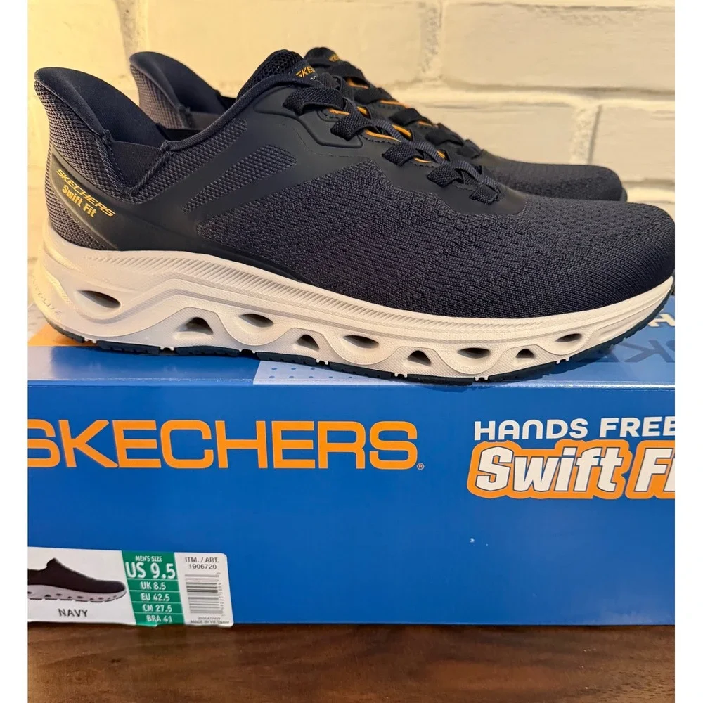 NWT Skechers Hands Free Slip-ins Swift Fit Mens 9.5 Navy Sneakers Glide-Step